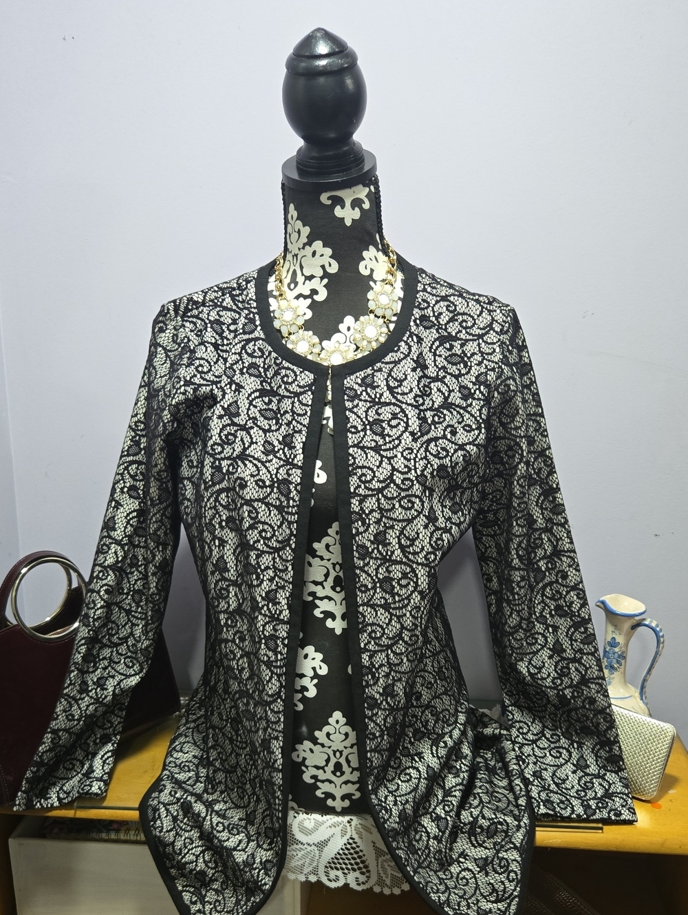 Preston & York Black and Cream Lace-Print Open Front Top.
